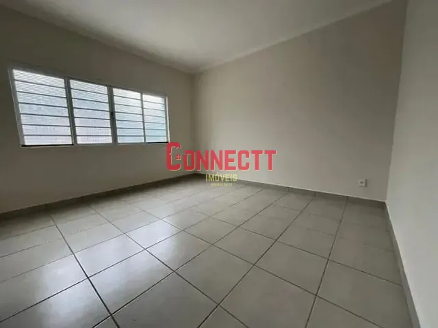 Casa com 197m² 3 quartos e 1 banheiro, à venda, no bairro Vila Tibério em Ribeirão Preto