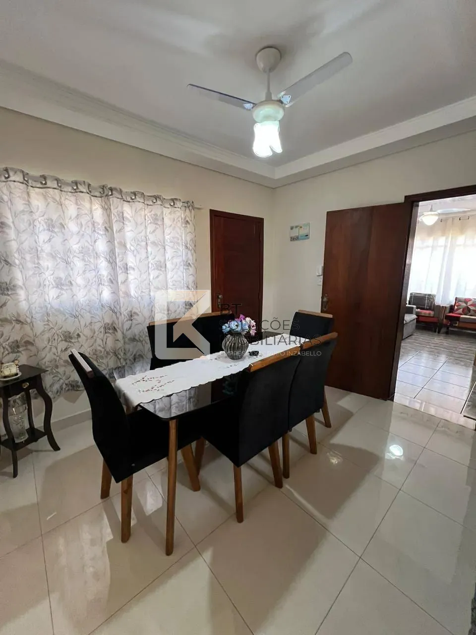 Casa, 3 quartos, 245 m² - Foto 13