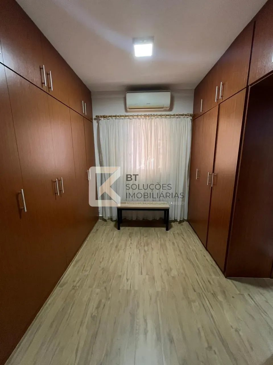 Casa, 3 quartos, 245 m² - Foto 26