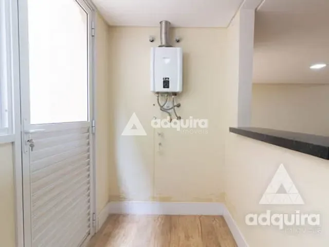 Casa com 285m² 4 quartos e 5 banheiros, à venda, no bairro Estrela em Ponta Grossa