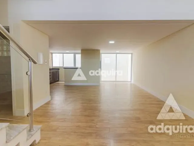 Casa com 285m² 4 quartos e 5 banheiros, à venda, no bairro Estrela em Ponta Grossa