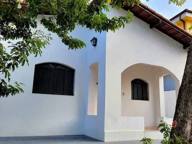 Casa com 300m² 2 quartos e 1 banheiro, à venda, no bairro Bingen em Petrópolis