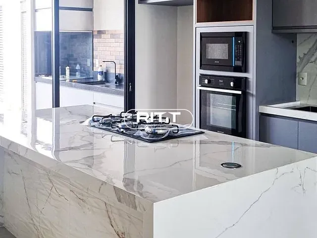 Casa com 300m² 3 quartos e 2 banheiros, à venda, no bairro Jardim Ypê em Paulínia