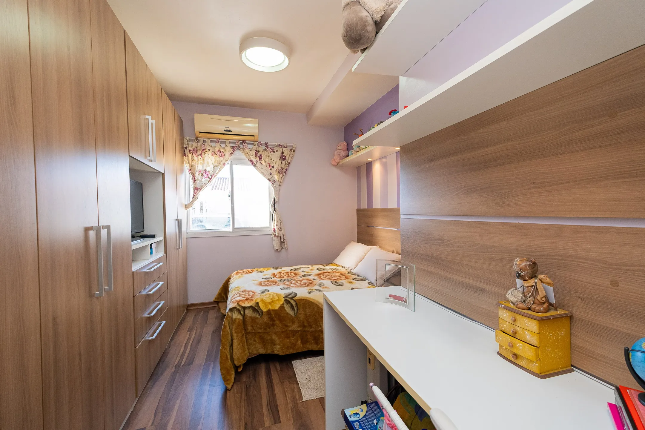 Casa à venda no Residencial Terra Nova, Três Vendas - 80 m², 2 quartos (sendo 1 suíte), móveis planejados, espaço gourmet com piscina e churrasqueira. - 7