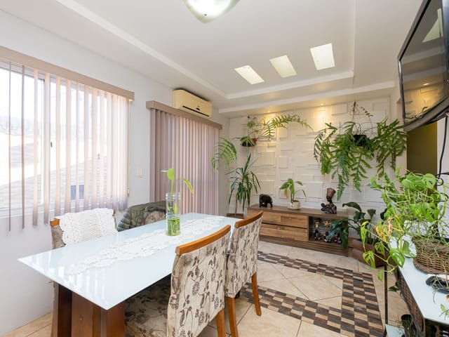 Casa com 143m² 2 quartos e 2 banheiros, à venda, no bairro Três Vendas em Pelotas
