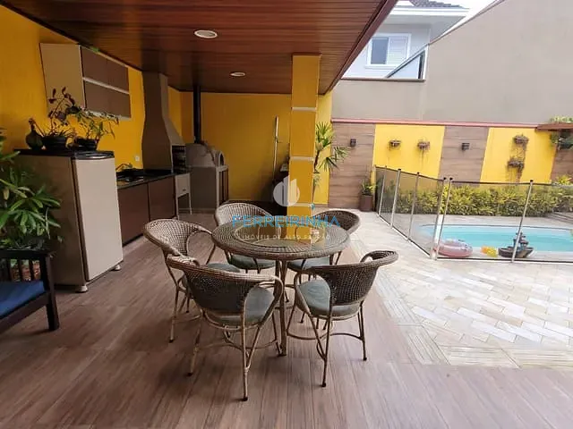 Casa com 250m² 3 quartos e 3 banheiros, à venda, no bairro Urbanova VII em São José dos Campos