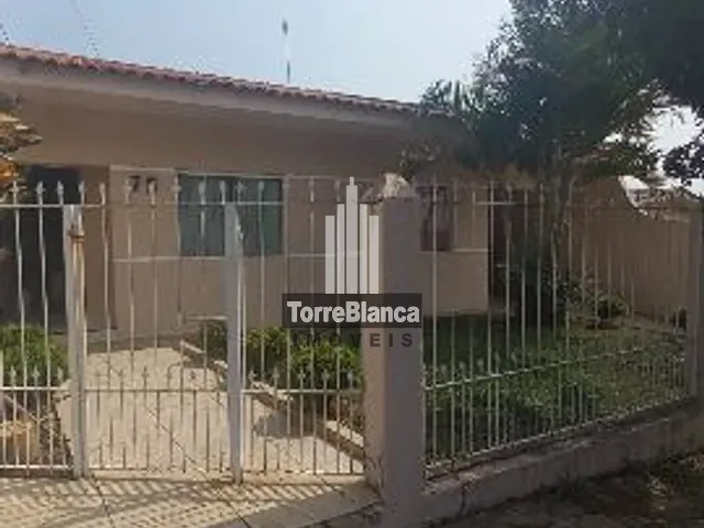 Casa com 275m² 4 quartos e 4 banheiros, à venda, no bairro Chapada em Ponta Grossa