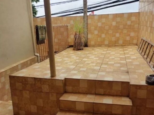 Casa com 250m² 4 quartos e 3 banheiros, à venda, no bairro Nova Itapevi em Itapevi
