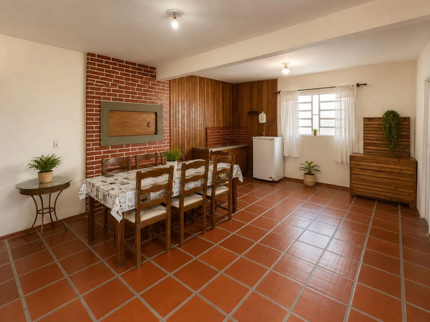 Casa à venda no Fragata, Pelotas - 145 m², 2 quartos (sendo 1 suíte), sala com lareira, cozinha planejada, churrasqueira e amplo pátio. - 8