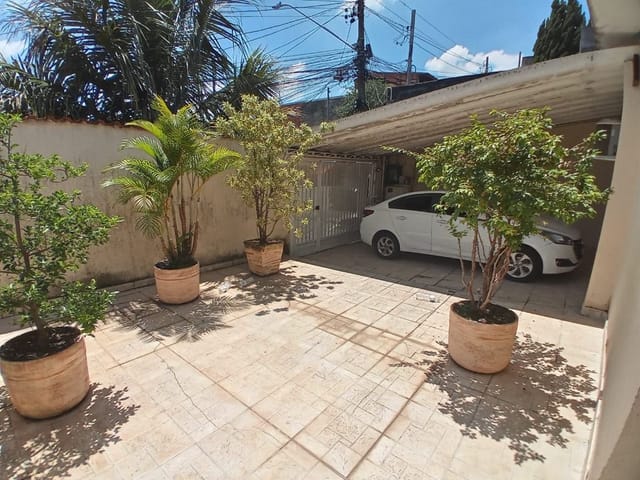 Casa com 200m² 3 quartos e 1 banheiro, à venda, no bairro Novo Osasco em Osasco