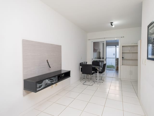 Casa com 137m² 2 quartos e 1 banheiro, à venda, no bairro Três Vendas em Pelotas