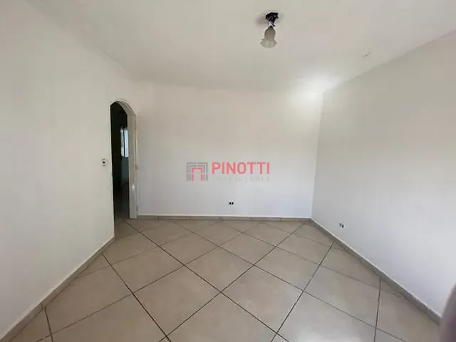 Casa 5 quartos e 3 banheiros, à venda, no bairro Ferrazópolis em São Bernardo do Campo