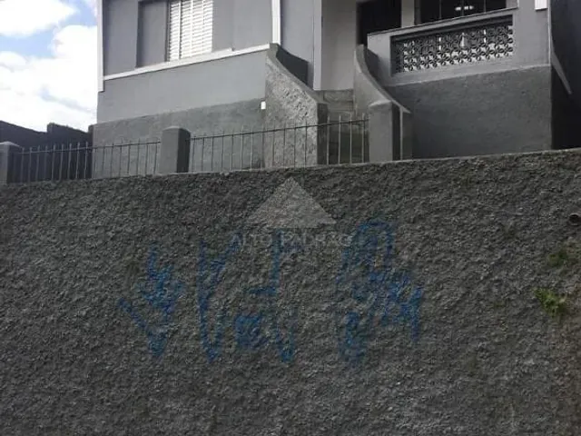 Casa com 300m² 2 quartos e 1 banheiro, à venda, no bairro Vila Bocaina em Mauá