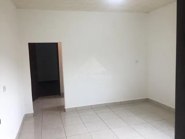 Casa com 300m² 2 quartos e 1 banheiro, à venda, no bairro Vila Bocaina em Mauá