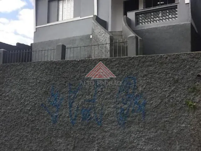 Casa com 300m² 2 quartos e 1 banheiro, à venda, no bairro Vila Bocaina em Mauá