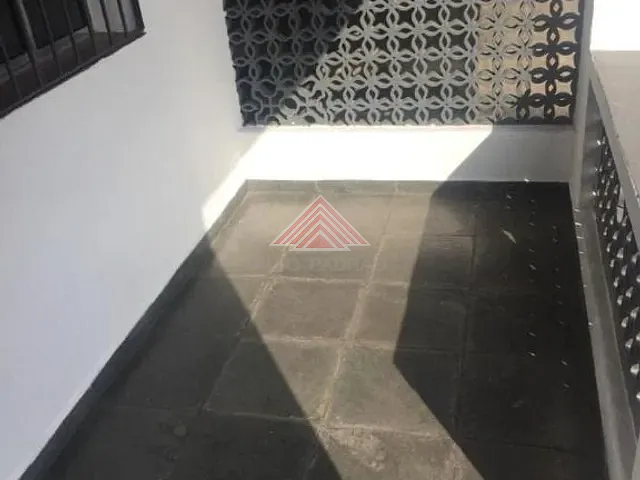 Casa com 300m² 2 quartos e 1 banheiro, à venda, no bairro Vila Bocaina em Mauá