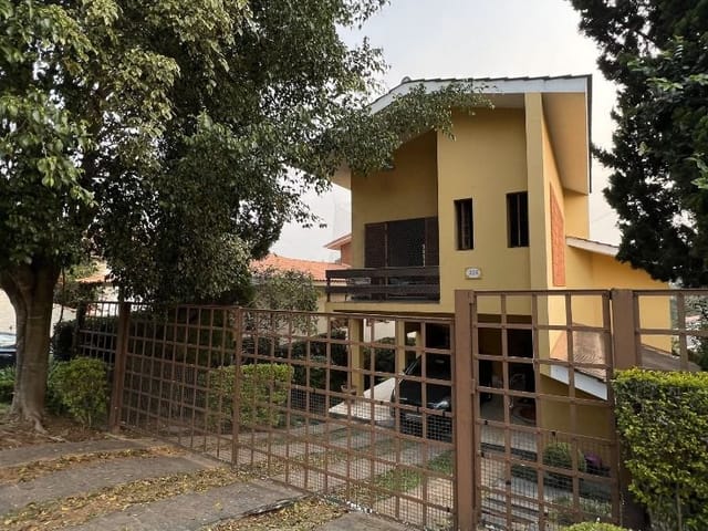 Casa com 420m², à venda ou para alugar, no bairro Horizontal Park em Cotia