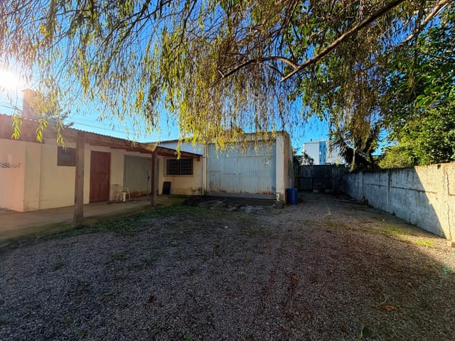 Casa com 1700m² 4 quartos e 4 banheiros, à venda, no bairro Três Vendas em Pelotas