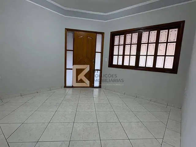 Casa 3 quartos e 2 banheiros, para alugar, no bairro Jardim São Francisco em Indaiatuba