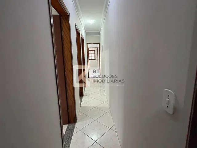 Casa 3 quartos e 2 banheiros, para alugar, no bairro Jardim São Francisco em Indaiatuba