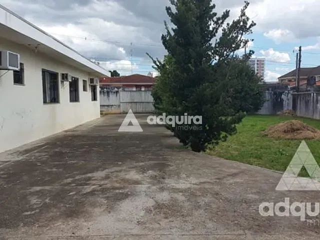 Casa com 382m² 3 quartos e 6 banheiros, à venda, no bairro Orfãs em Ponta Grossa