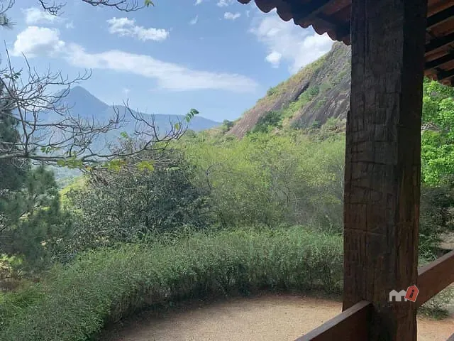 Casa com 1983m² 3 quartos e 4 banheiros, à venda, no bairro Cuiabá em Petrópolis