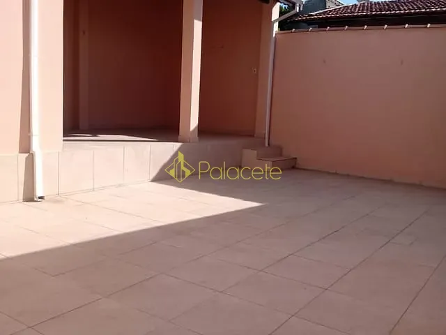 Casa com 250m² 3 quartos e 2 banheiros, à venda, no bairro Jardim Ana Rosa em Taubaté