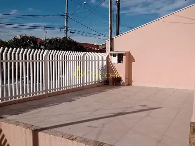 Casa com 250m² 3 quartos e 2 banheiros, à venda, no bairro Jardim Ana Rosa em Taubaté