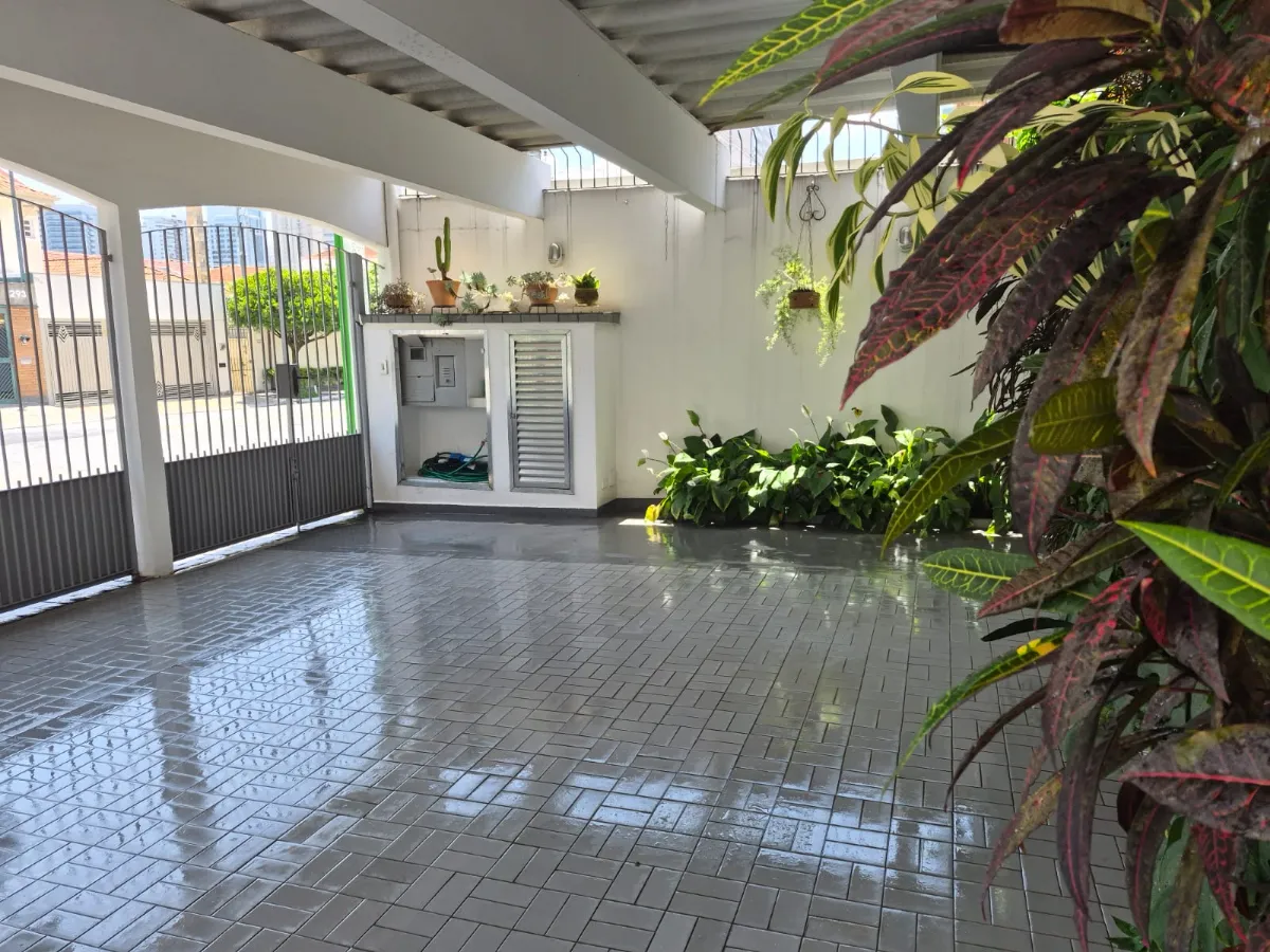 Casa para venda em Vila Cordeiro com 3 quartos, sendo 1 suíte , 200m²