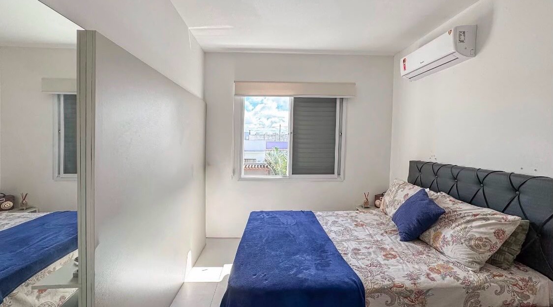 Casa à venda no Amarilis, Laranjal - 65 m², 2 quartos, móveis planejados, 4 splits, área gourmet com piscina e vaga para 2 carros. - 6