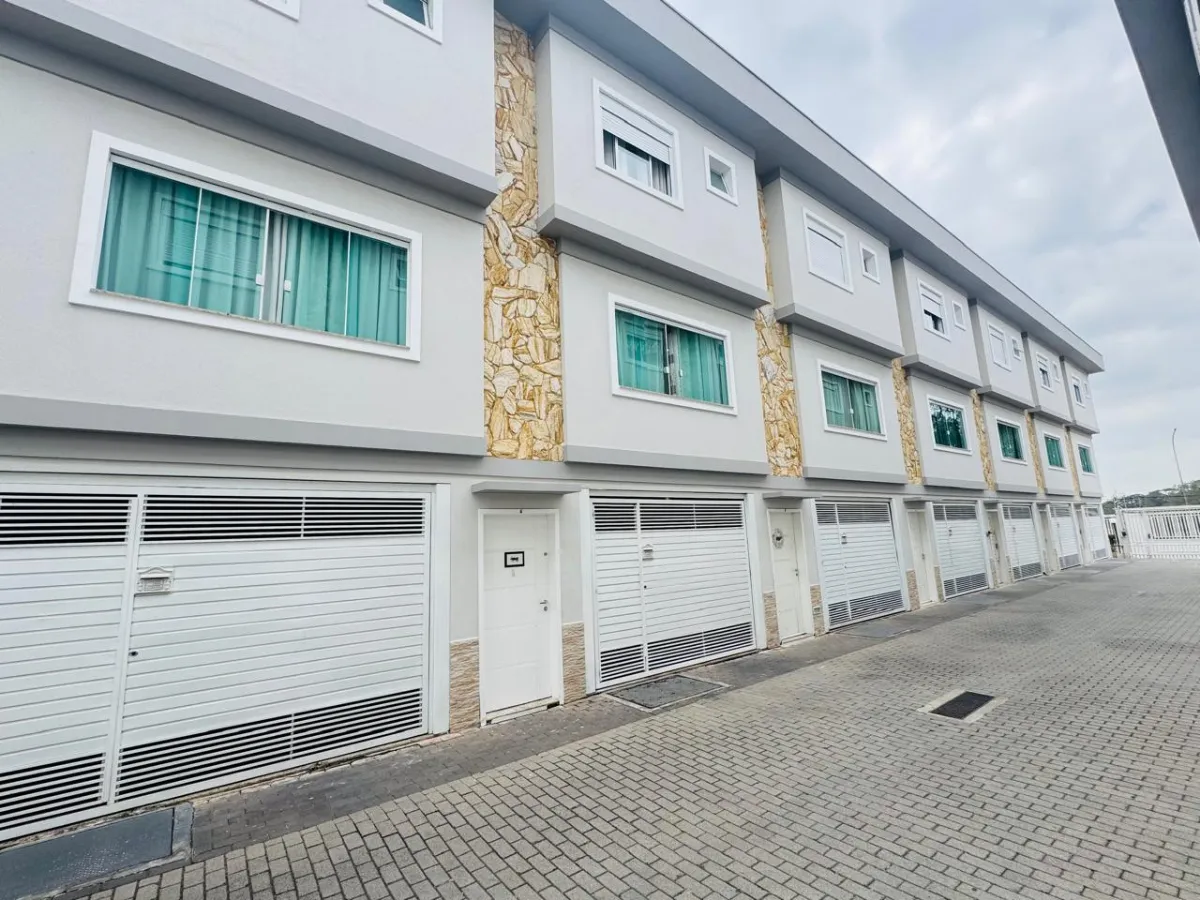 Casa no condomínio RESID M. THOMAS II para venda com 3 quartos, sendo 1 suíte, 163m²
