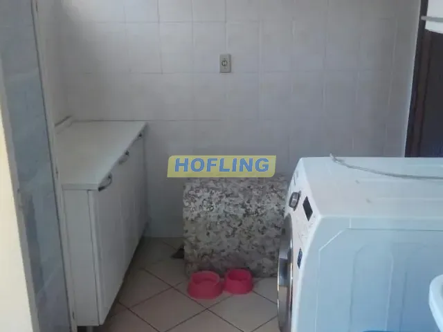 Casa com 300m², à venda, no bairro Alto do Santana em Rio Claro