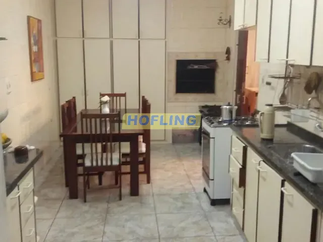 Casa com 300m², à venda, no bairro Alto do Santana em Rio Claro