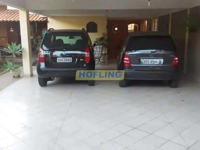 Casa com 300m², à venda, no bairro Alto do Santana em Rio Claro