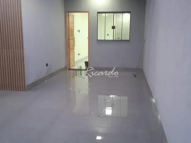 Casa 3 quartos e 1 banheiro, à venda, no bairro Jardim Interlagos em Arapongas