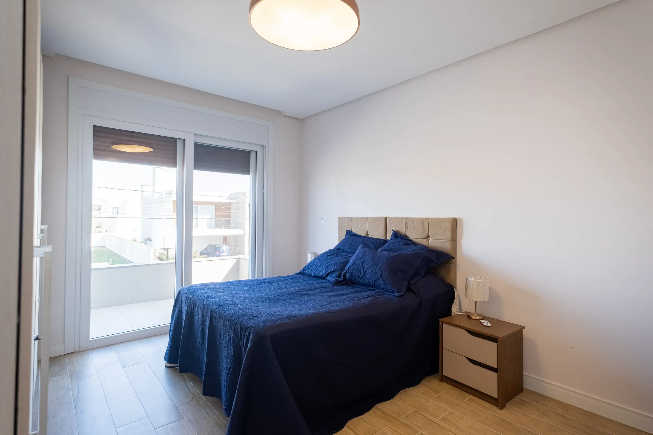 Casa de alto padrão à venda no Alphaville, Laranjal - 284 m², 4 quartos (sendo 2 suítes), móveis sob medida, acabamentos impecáveis e ampla área de lazer. - 19