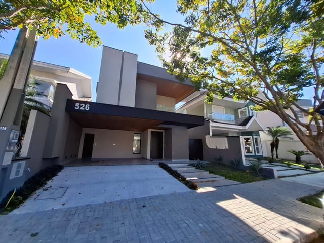 Casa com 250m² 3 quartos e 1 banheiro, à venda, no bairro Urbanova em São José dos Campos