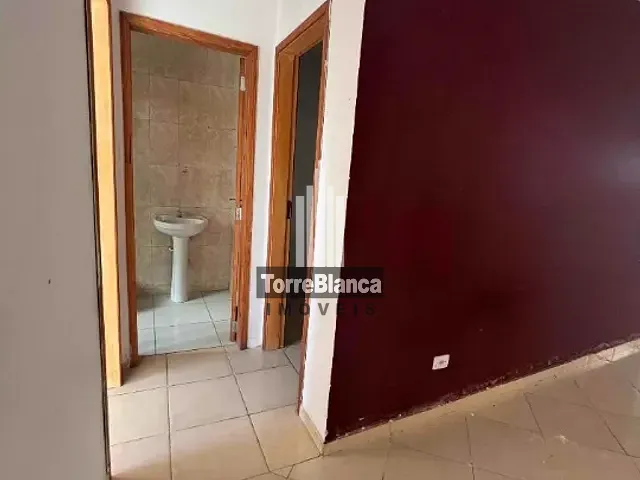 Casa com 163m² 2 quartos e 1 banheiro, à venda ou para alugar, no bairro Nova Rússia em Ponta Grossa