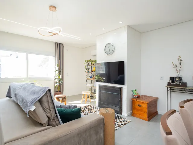 Casa com 360m² 3 quartos e 2 banheiros, à venda, no bairro Centro em Pelotas