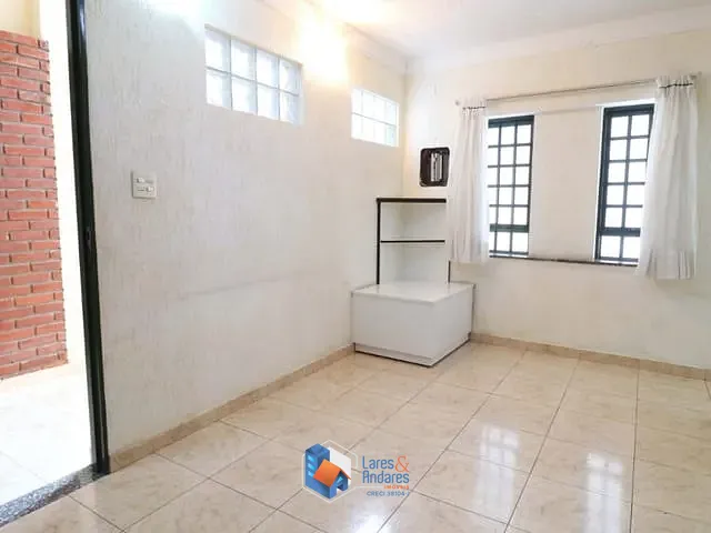 Casa com 188m² 4 quartos e 5 banheiros, à venda, no bairro Bortolândia em São Paulo