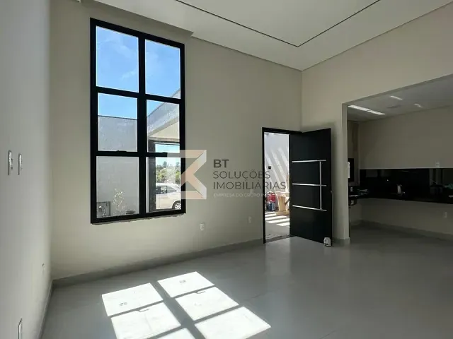 Casa com 150m² 3 quartos e 2 banheiros, à venda, no bairro Jardim Bom Sucesso em Indaiatuba