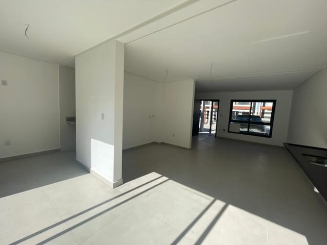 Casa com 110m² 3 quartos e 2 banheiros, à venda, no bairro Urbanova em São José dos Campos