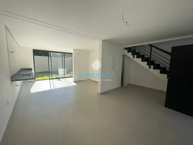 Casa com 110m² 3 quartos e 2 banheiros, à venda, no bairro Urbanova em São José dos Campos
