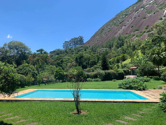 Casa com 5200m², à venda, no bairro Araras em Petrópolis