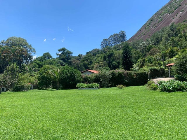 Casa com 5200m², à venda, no bairro Araras em Petrópolis