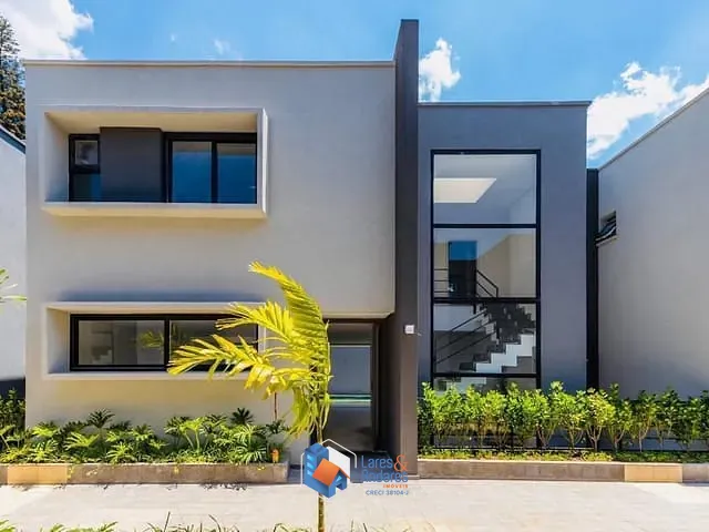 Casa com 401m² 4 quartos e 6 banheiros, à venda, no bairro Campo Belo em São Paulo