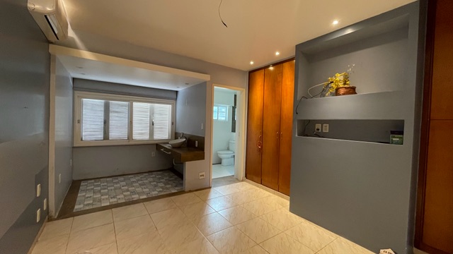 Casa 3 quartos e 2 banheiros, à venda, no bairro Laranjal em Pelotas