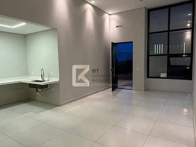 Casa com 227m² 3 quartos e 4 banheiros, à venda, no bairro Vila Rubens em Indaiatuba