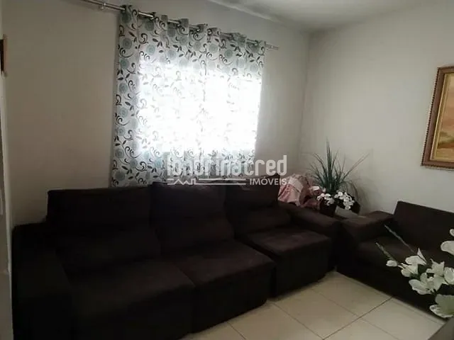 Casa com 153m² 3 quartos e 2 banheiros, à venda, no bairro Jardim Paraty em Londrina