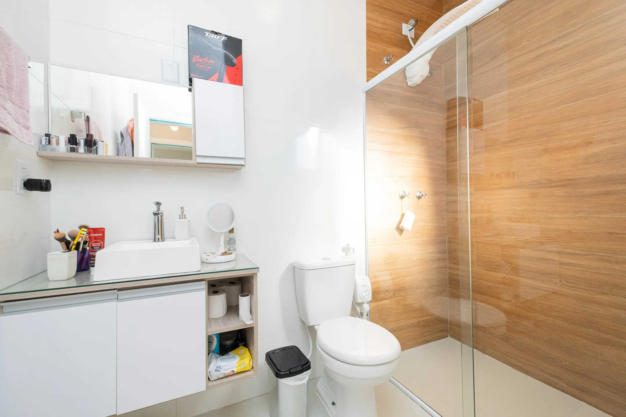 Casa à venda no Amarilis, Laranjal - 70 m², 2 quartos (sendo 1 suíte), cozinha com armários, churrasqueira e vaga. - 10
